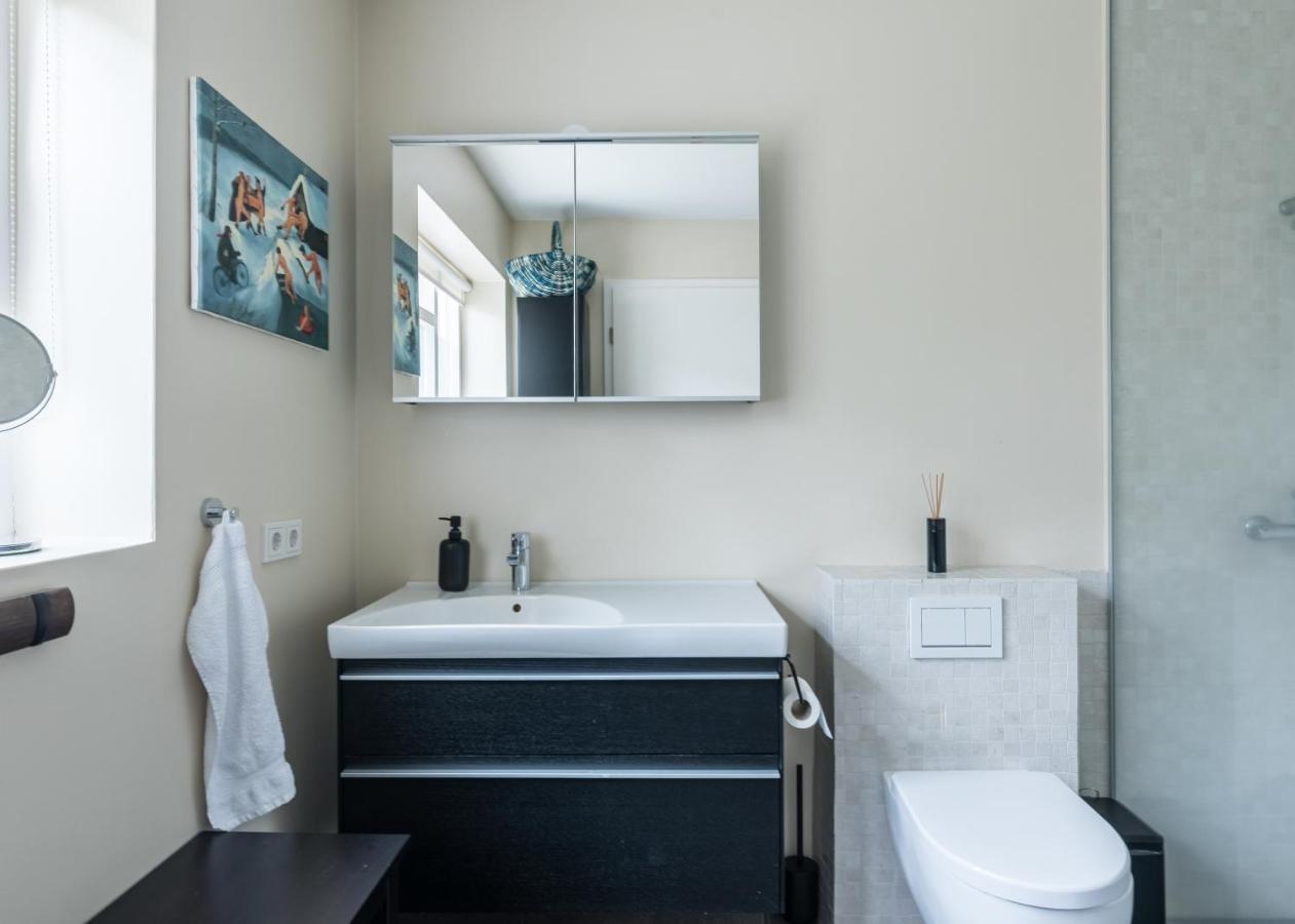 Guesthouse Akureyri - Apartments Near Down Town Екстериор снимка