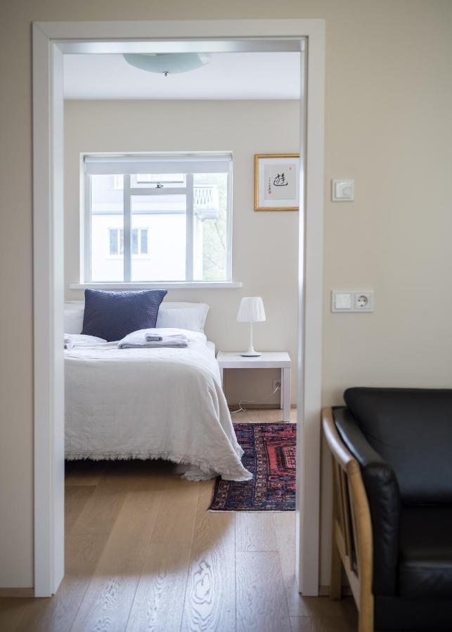 Guesthouse Akureyri - Apartments Near Down Town Екстериор снимка